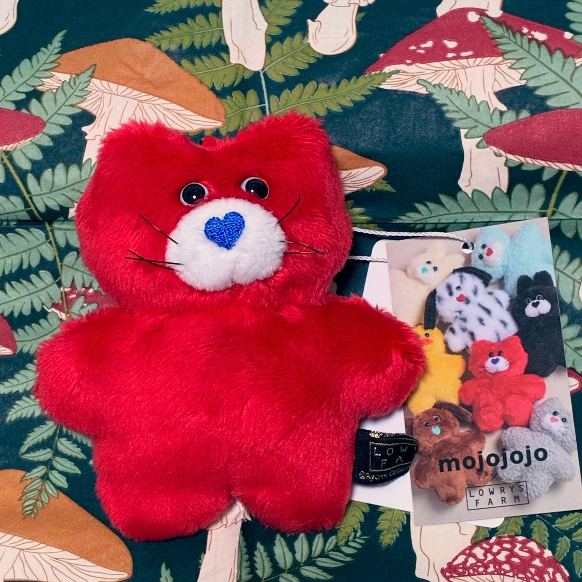 新品未使用★mojojojo ★LOWRYSFARM マグカップ・赤ネコ＆青クマ 新品】mojojojo LOWRYSFARM ローリーズファーム マグカップ - メルカリ