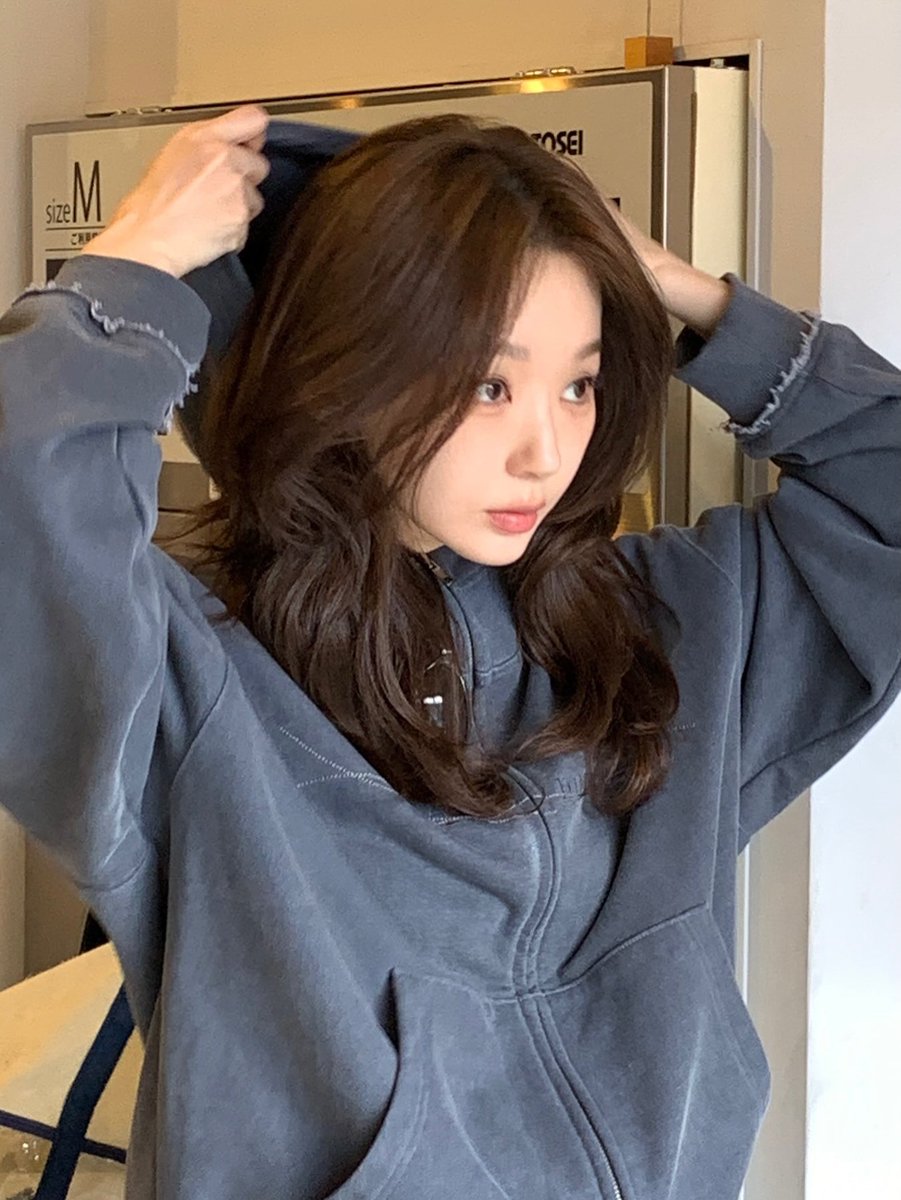 나 진짜 밍경님 이 갭차이를 사랑함..