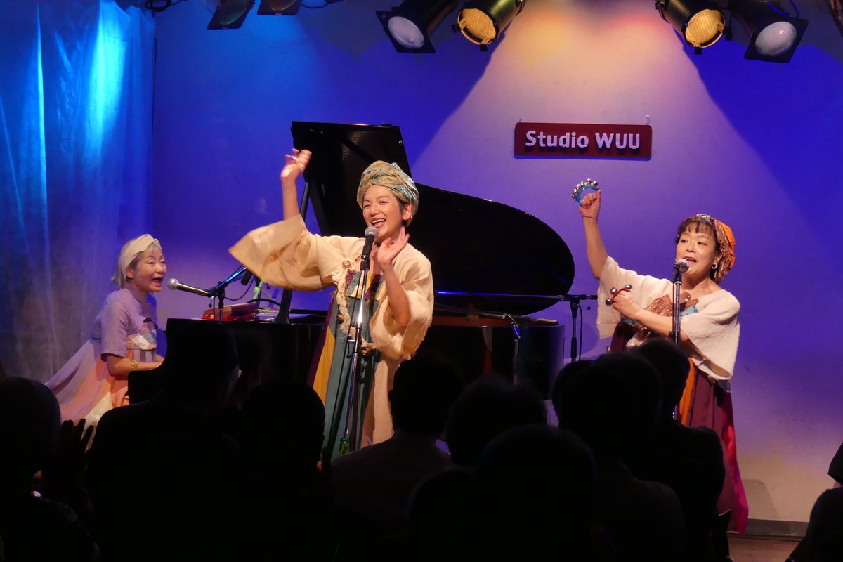 agatha_2222's tweet image. 速報📣

【上風コンサート from 上々颱風】
📅2026年2月13日㈮
⏰️18:15開場 19:00開演
📍江東区文化センター ホール

出演🎙️
白崎映美（歌, 鳴り物） 西川郷子（歌, 鳴り物） 猪野陽子（ピアノ, etc）
ゲスト🎙️
中西レモン、すずめのティアーズ

🎫全席自由（整理番号順入場）　
前売 一般4,500円…