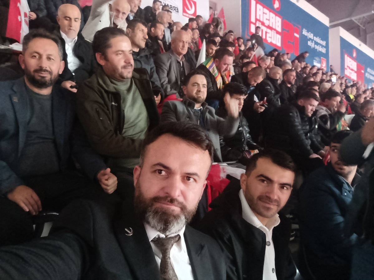 Yeniden Refah Partisi 3.olagan büyük kongresi 

#Hilalinemrindehakikatinisinde