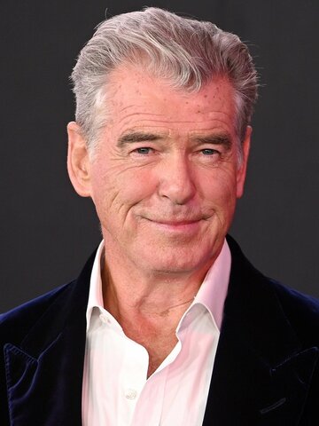 horrormuseum's tweet image. A young actor was working with Pierce Brosnan. On the first day, the actor said, I Saw The Fugitive last night. Pierce replied, I don&apos;t care.

The actor was stunned, and told a friend what an asshole he was. The friend said, dude he was quoting the line from the movie!