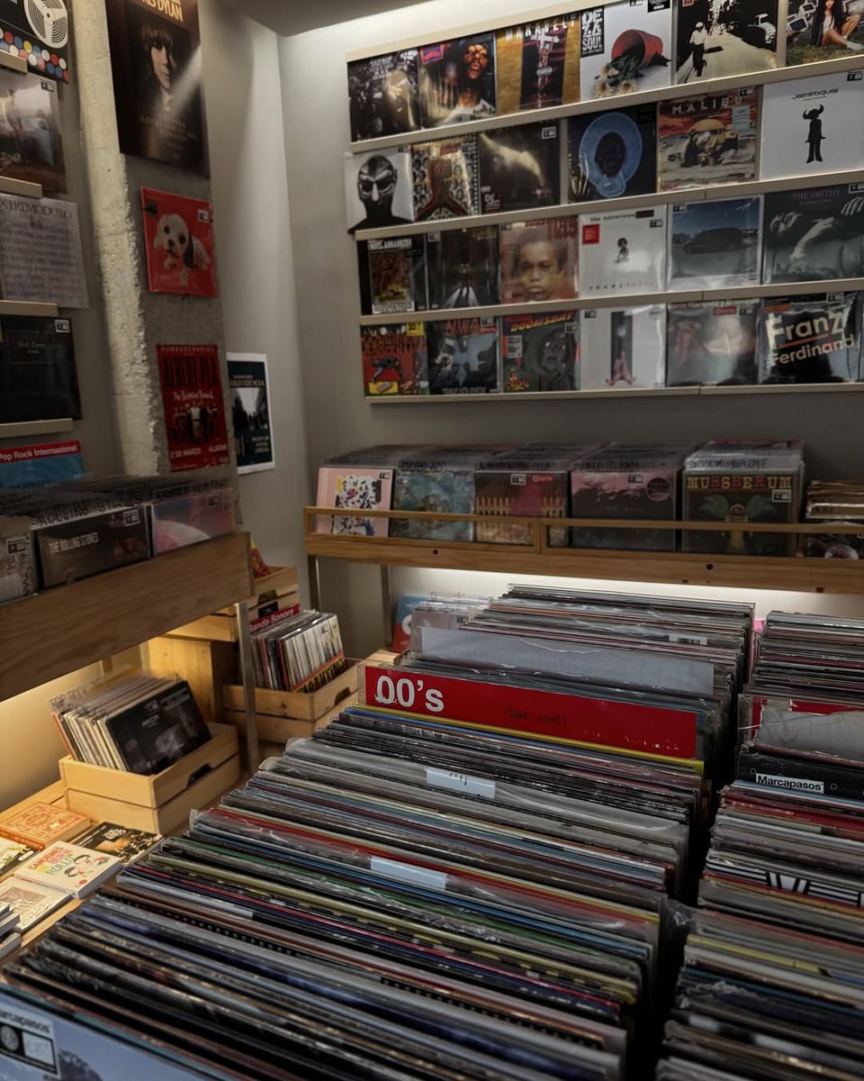 Loemas30's tweet image. GM🩶 Working at the laptop 💻☕
Screen glow, coffee close, tasks flowing.
Day launched.
#MorningWork #FocusMode #GoodMorning