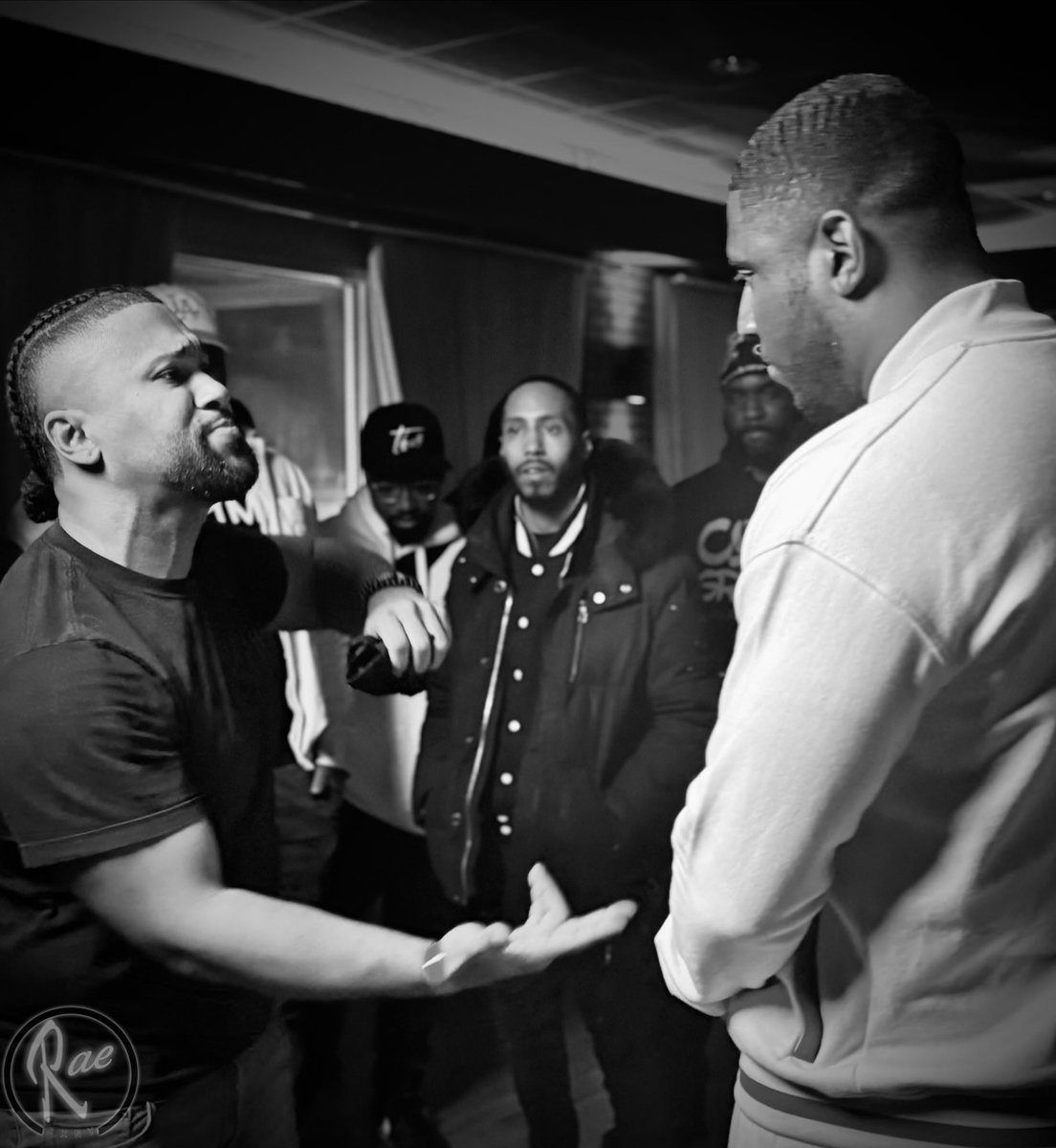 RaeBXNY's tweet image. 🔥🔥🔥‼️‼️‼️
@official_jers vs @AlecFlowin #TMM #CrownSiege #battlerap