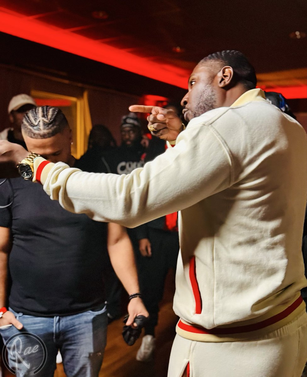 RaeBXNY's tweet image. 🔥🔥🔥‼️‼️‼️
@official_jers vs @AlecFlowin #TMM #CrownSiege #battlerap