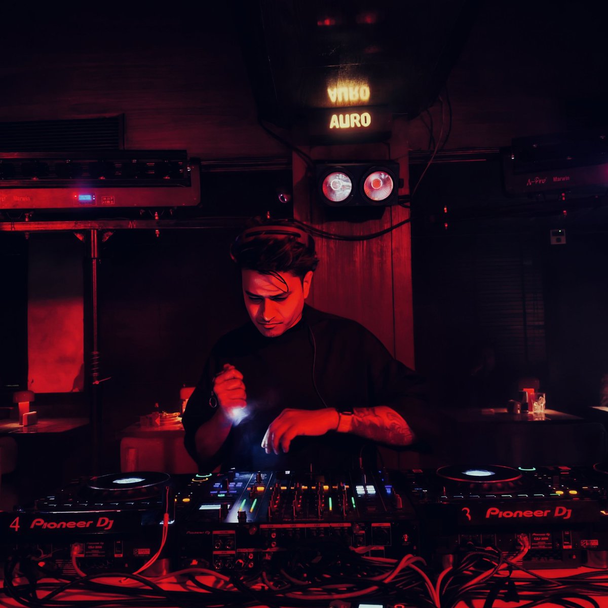 DigitallyBones1's tweet image. Some photos from a phone that has a magic camera.