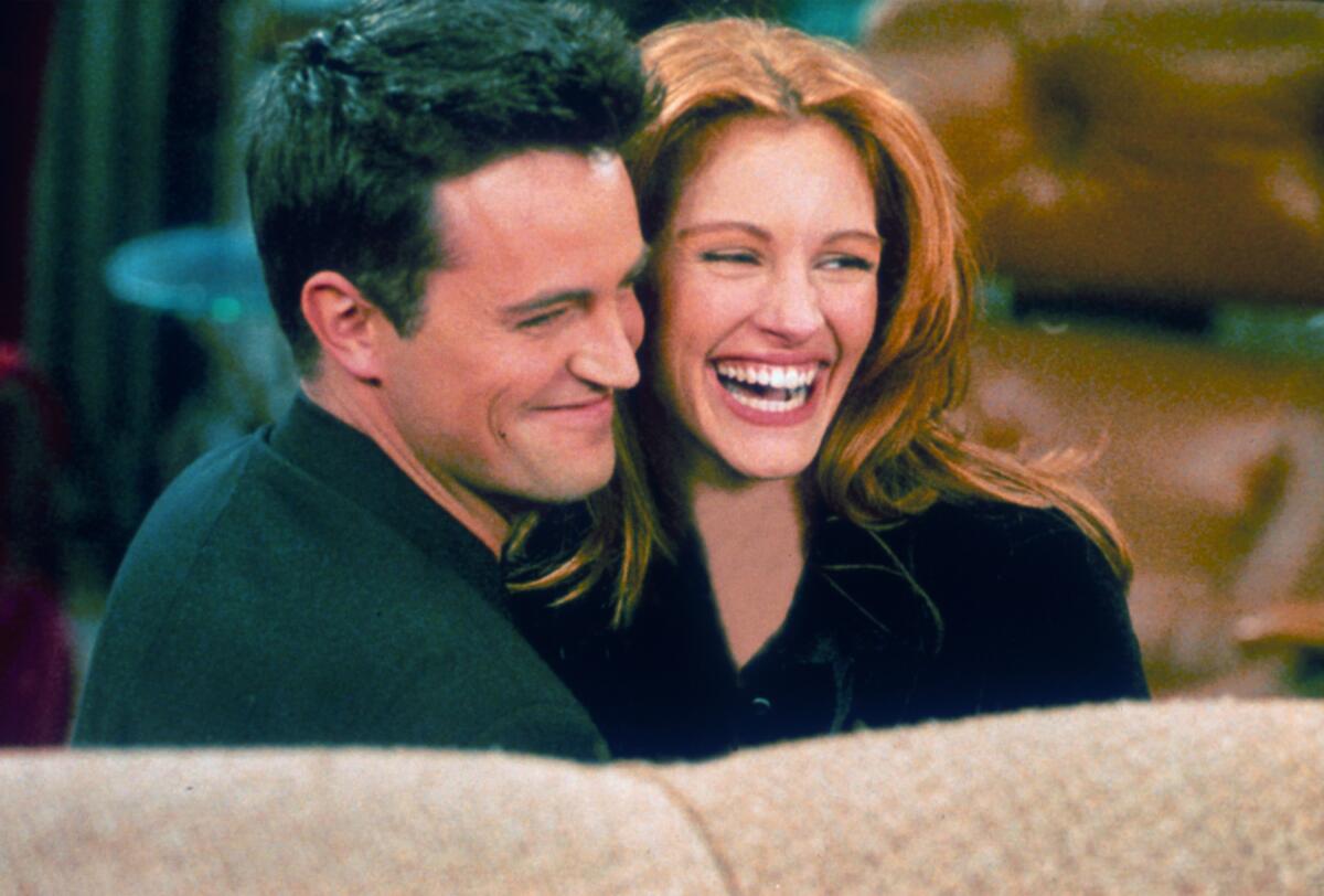 kritian_forever's tweet image. Kabhi kabhi mere dil mein khayal aata hai ke jaise tujko banaya gaya hai mere liye 💕
#MatthewPerry #JuliaRoberts #friends #FRIENDS