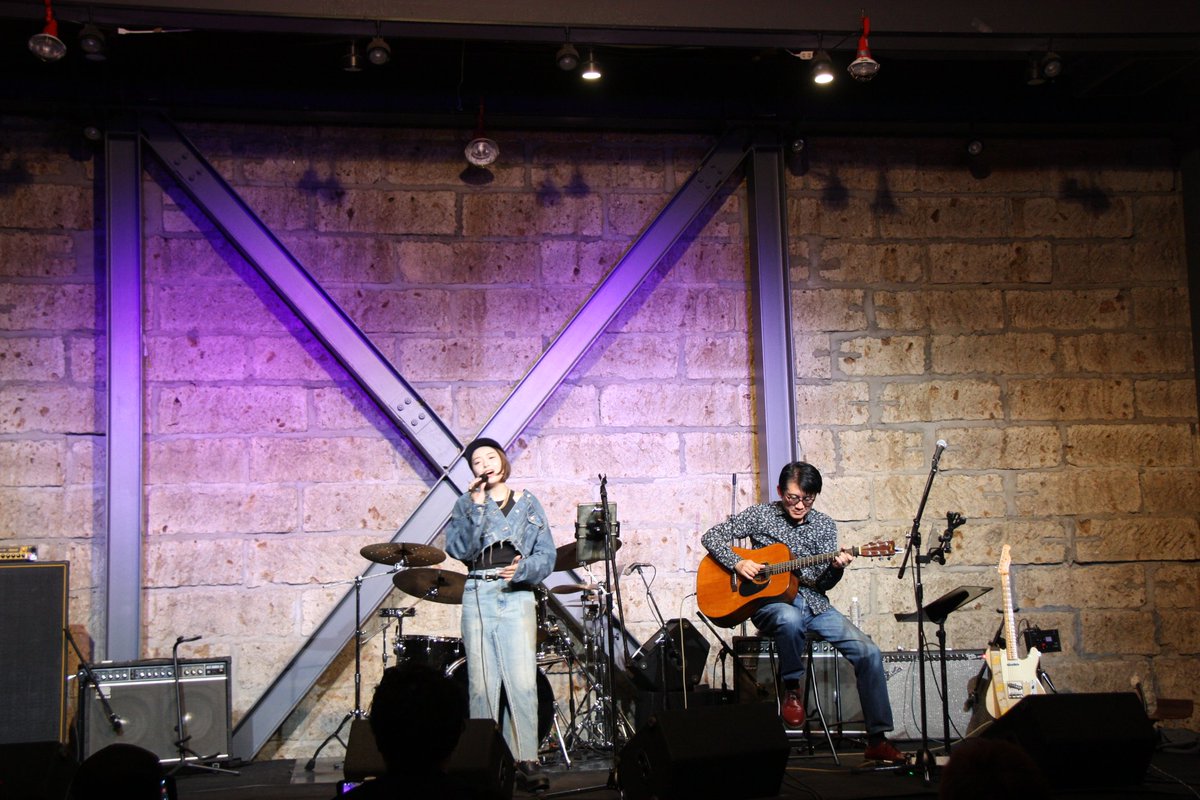 11月15日のTIME AFTER LIVE FES Vol.5に来場ありがとうございました。

出演者: Moot' &amp; Friends、Acid Flower Club

AYACAさんは全曲バンドサポートで、いつも以上のステージでした。
そして、初出演の栞寧さんと岩崎有季さんは予想以上に素晴らしい演奏でした。

写真は、AYACA