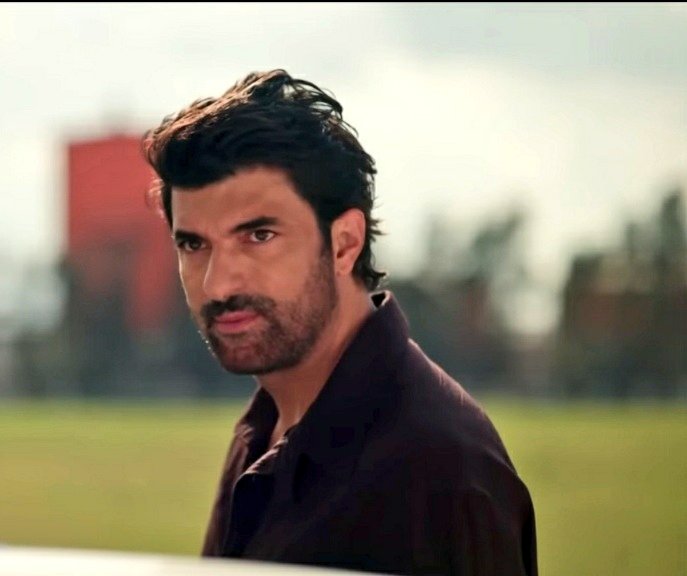 داداشت خونه رو سپرد به تو رفت مواظب همه باش

EnginAkyürek #EnginAkyürek 
BereketliTopraklat #BereketliTopraklar
YiğitKoçak #YiğitKoçak
TerraRossa #TerraRossa