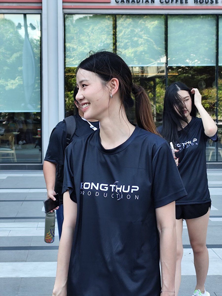 pimbenj8's tweet photo. พี่ออมหล่อเกินอะ ลุคพี่นักวิ่ง😆 ของานวิ่งๆบ่อยๆนะคะ 🤭

KONGTHUP TORCH RELAY SEA GAMES
#วิ่งคบเพลิงซีเกมส์xกองทัพ
#omeorm #ormfolk https://t.co/Qs8JAKgROy