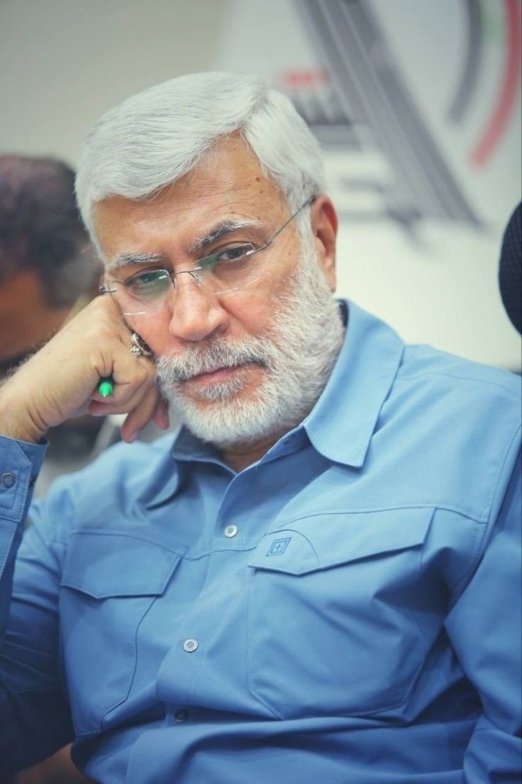 بذكرى ميلاده نرفع راية الوفاء لرمزٍ خاض
المعارك بشرف وحمل راية الدفاع عن العراق بلا تردد وتظل مواقفه نبراساً لكل
الأحرار #ميلاد_مهندس_النصر #أبو_مهدي_المهندس #العراق