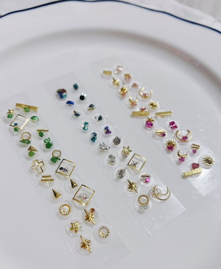 耳つぼｼﾞｭｴﾘｰ