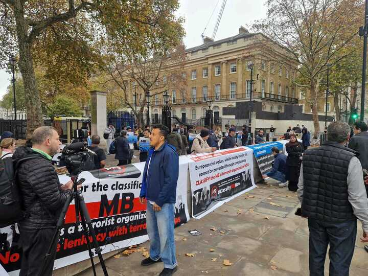 AtenaDiller's tweet photo. Extremism that uses religion for personal or political goals is dangerous and totally against the real values of mercy and justice in Islam. Holding groups like the Muslim Brotherhood legally accountable is the only way to stop the harm.
#NoToExtremism #StopMB #ClassifyMBNow https://t.co/64Y8fQIDlN