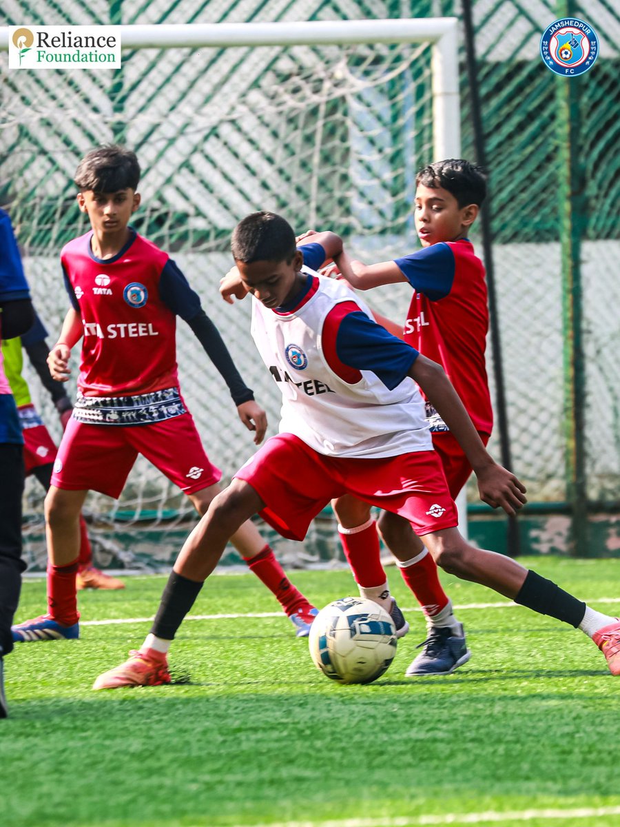 JamshedpurFC's tweet photo. 🔥⚽️ The wait is over! The second edition of Jamshedpur Super League is here, and the future of Indian Football is looking BRIGHT.🌟

[Jam Ke Khelo, Indian Football, Grassroots Football, Jamshedpur] https://t.co/QmkelkRkVW