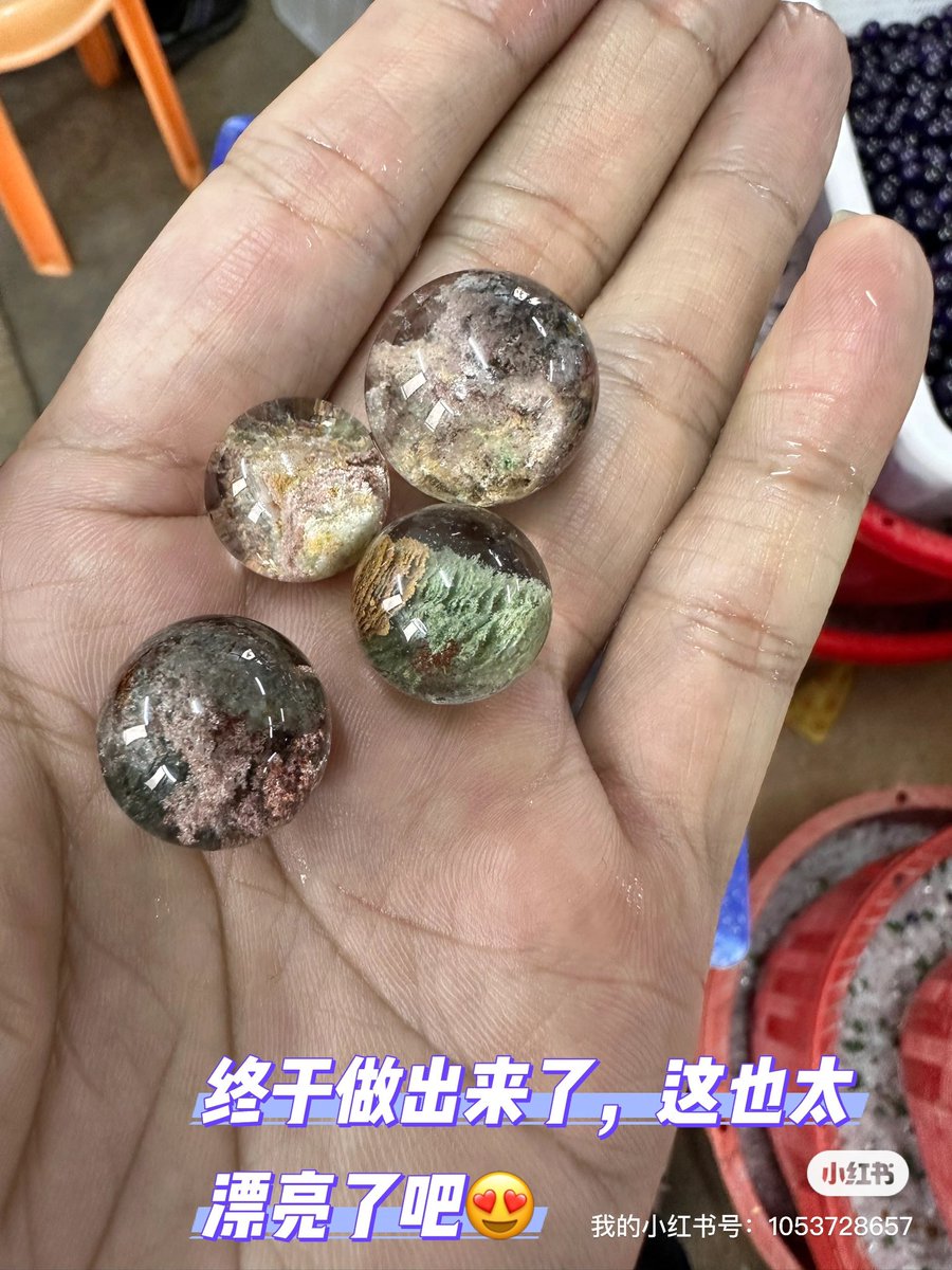 yong123124's tweet image. All kinds of crystal jewelry factory wholesale, you can contact us if you need it!