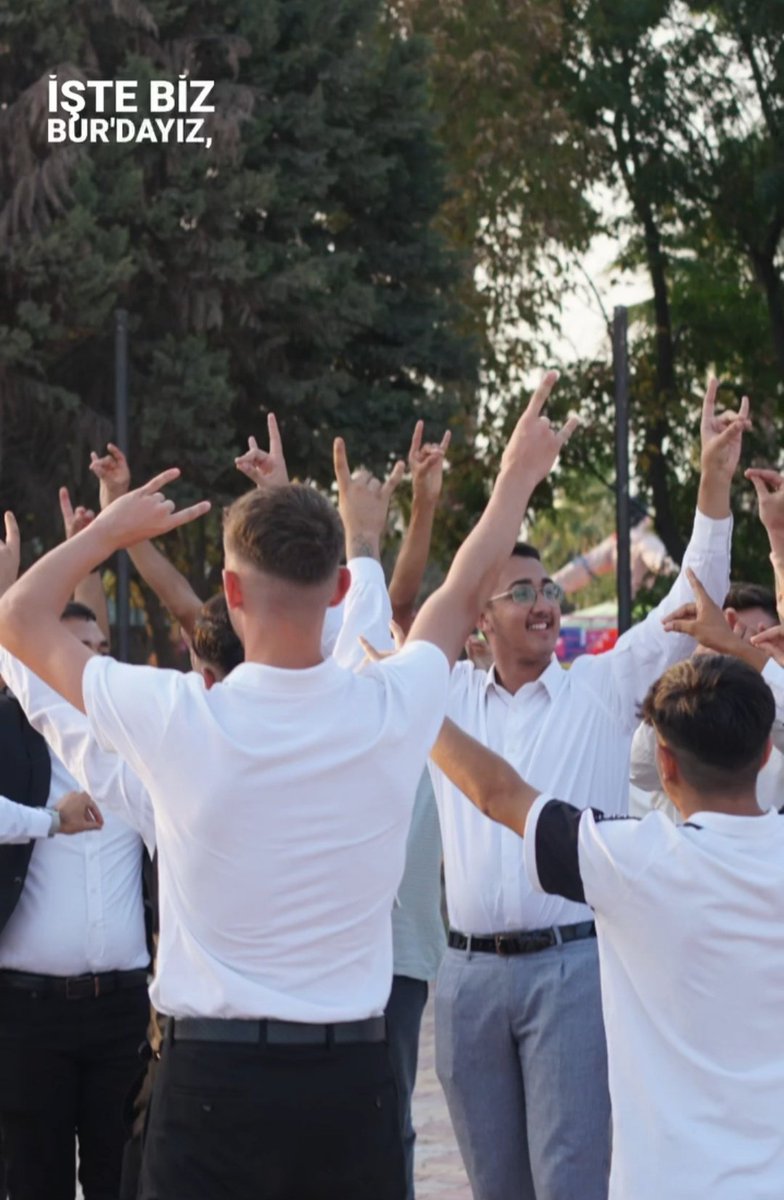 İşte Biz Buradayız