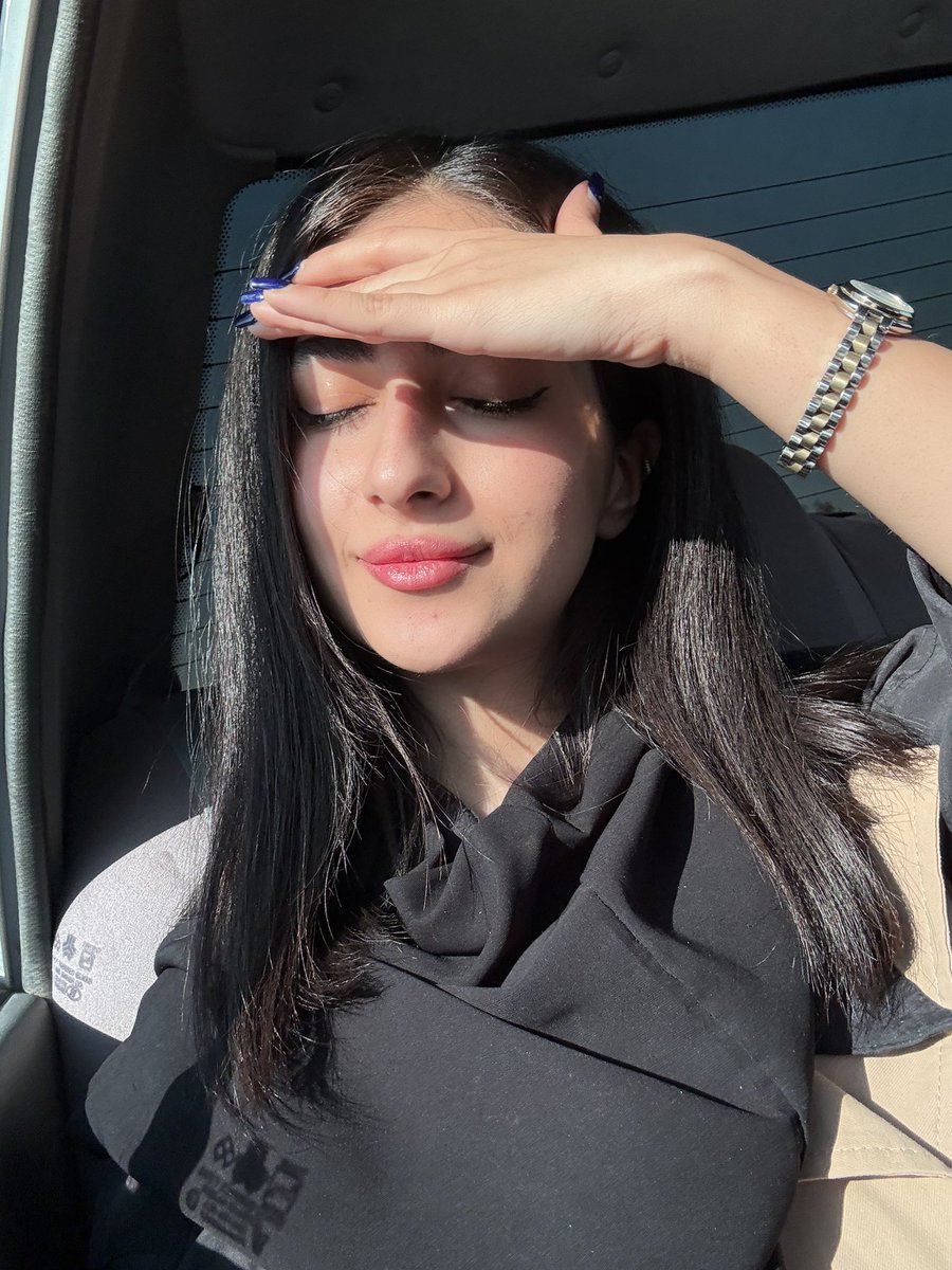 پـریوشِ‌بابام tweet media