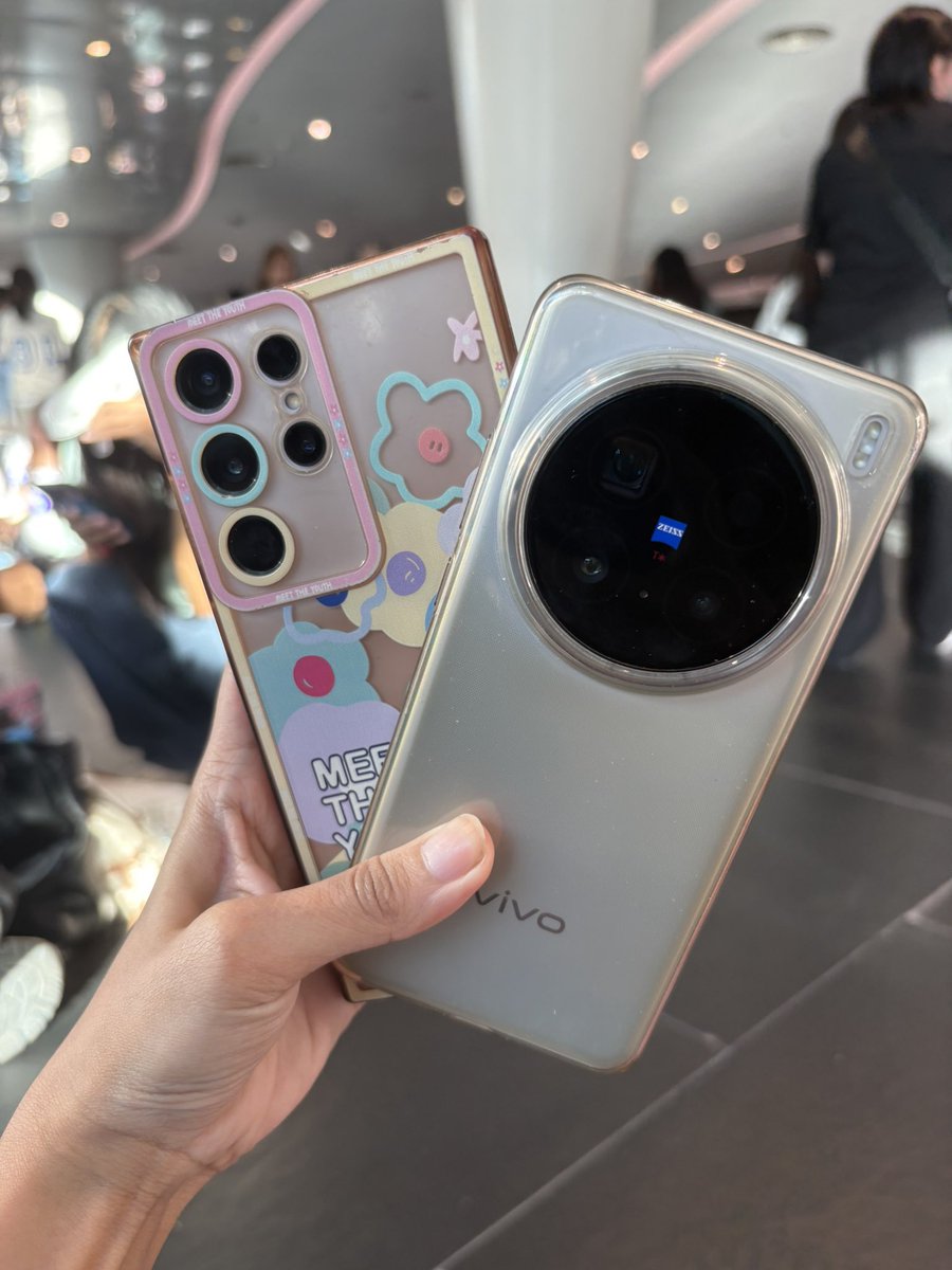 ปล่อยเช่าโทรศัพท์มือถือ 📲

16/11/25
- S23U 400 ❌✅
- vivo200pro 650 ✅

อยู่หน้างาน ตรงเบอเก้อคิง
สามารถรับเครื่องได้เลย
📥สนใจ DM

#aespa_SYNK_aeXISLINE_BANGKOK
#aespa_SYNK_aeXISLINE_BKK
#เช่าโทรศัพท์