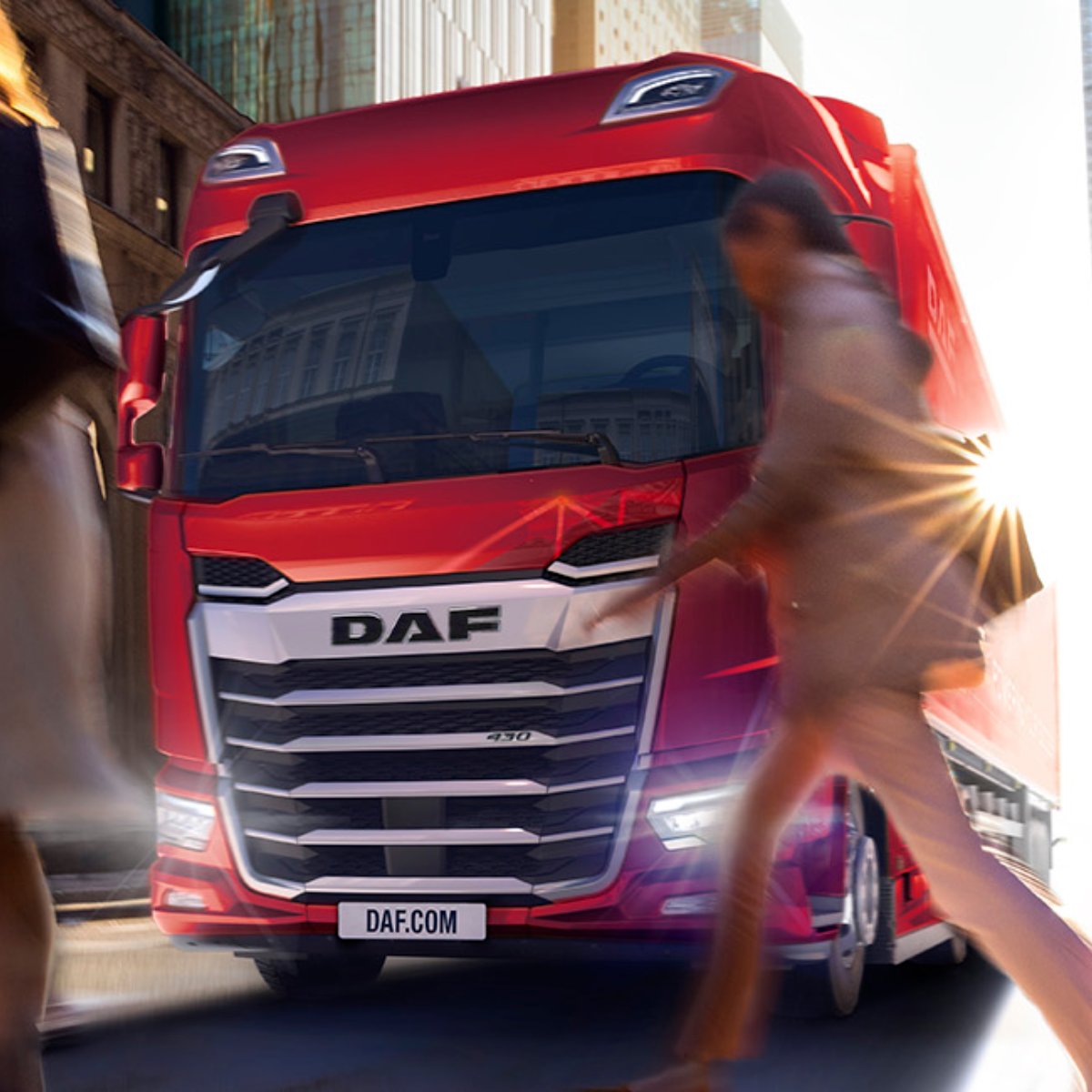 DAFTrucksUK's tweet image. Road Safety Week begins today and we’re proud to spotlight how our New Generation XF, XG and XG⁺ trucks are helping turn this year’s theme into reality: #SafeVehiclesSaveLives. 🦺

Explore the power of safety: daf.co.uk/en-gb/trucks/n…

#RoadSafetyWeek #DAFTrucks #Trucks