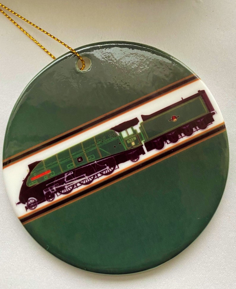 Ontherails2's tweet photo. Decorate your #christmastree 🎄with our locomotive ornaments
- 3" diameter ceramic disc
- Gold hanging thread
- £9.99 (sgle) /£10.99 (dble)
https://t.co/ABjP9ymUIc
#ukgiftam #ukgifthour #shopindie #traintwitter #tmrguk #craftbizparty #ukmakers #mhhsbd #steamtrain #Railway200 https://t.co/kSF2ezxTTd