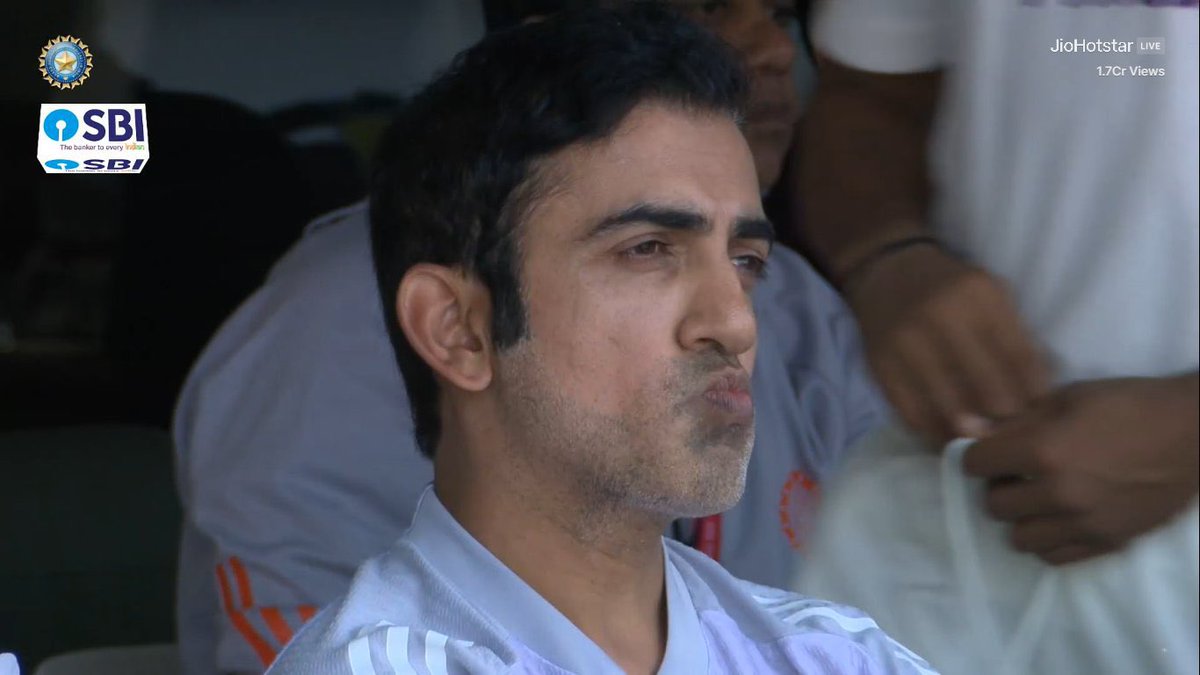 🚨 History 🚨
Meet an indian coach Gautam Gambhir.

- Lost to SA while chasing 124 runs.
- SA won test match after 15 years in India.