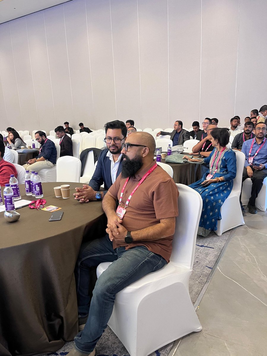 mriganka_dr's tweet photo. It's an Honor to be present at the presentation on #Diabetic_Kydney_Disease in the 30th #NEDSCON by my mentor Dr. Professor Vijay Viswanathan
๐ #radissonblu ,Guwahati https://t.co/EyzNV0LtbK