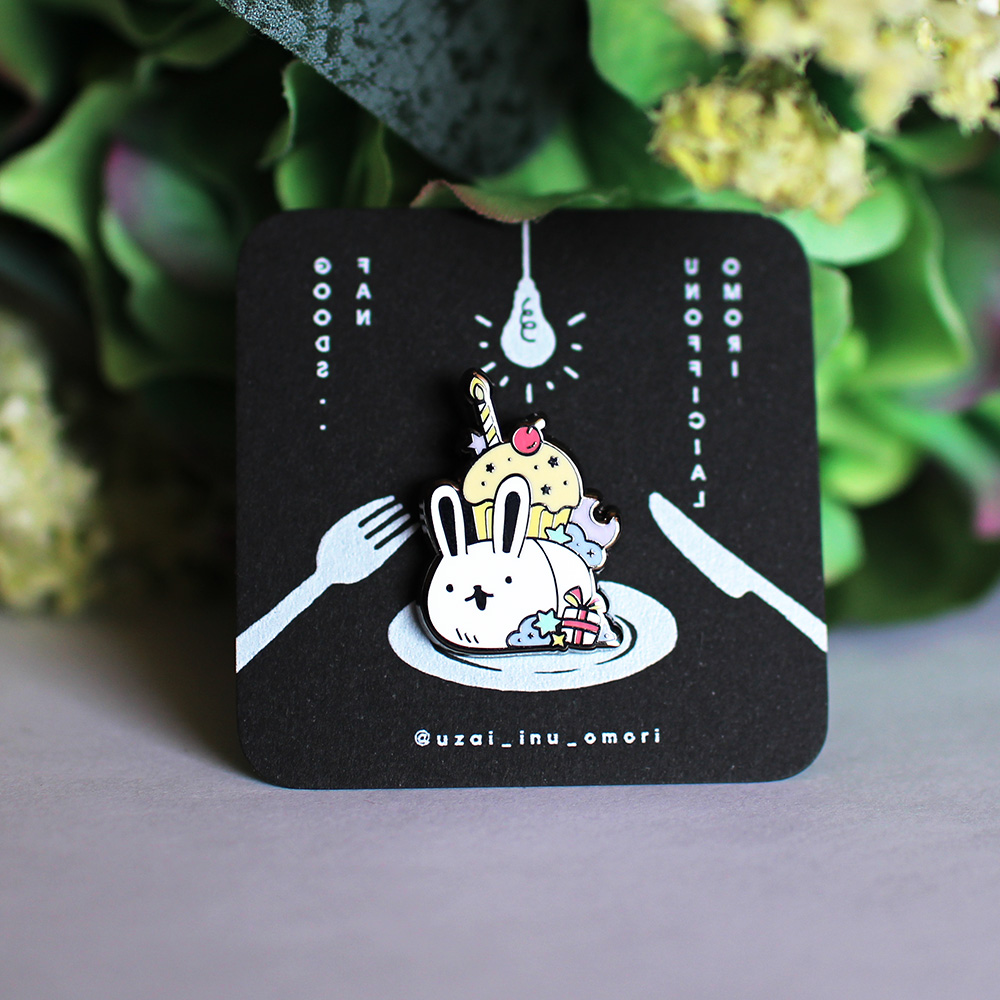 【V】キャラクターイラストピンバッジ【V】 ｳｻﾁｬﾝ!!ﾈｺﾁｬﾝ!!ﾋﾟﾝﾊﾞｯｼﾞ!!の在庫もわずかになってきました。 100円玉