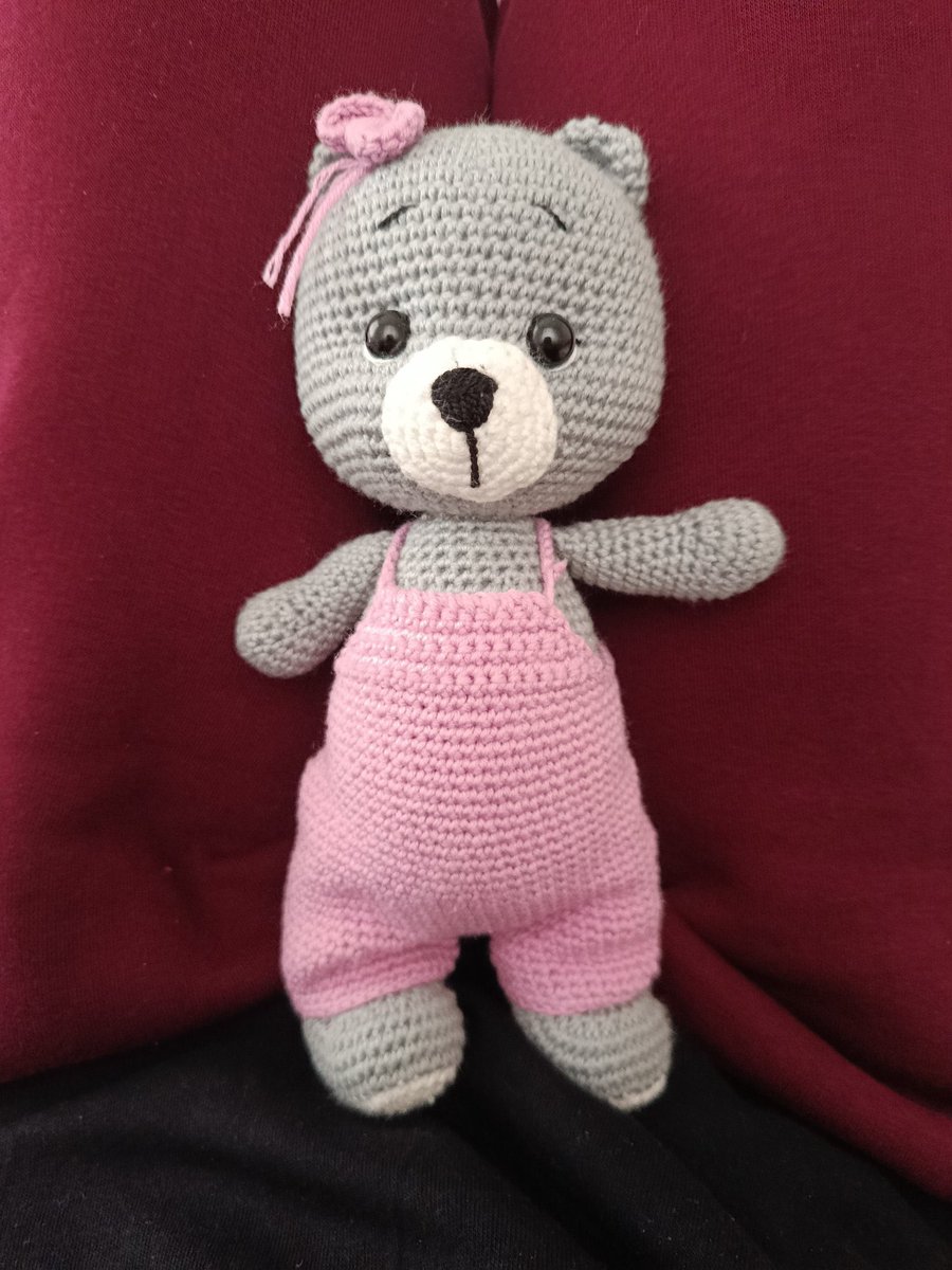 ördüğüm el işi bebekler amigurumiler ile geçinmeye çalışıyorum desteğinize ihtiyacım var Allah rızası için paylaşım yaparmısınız