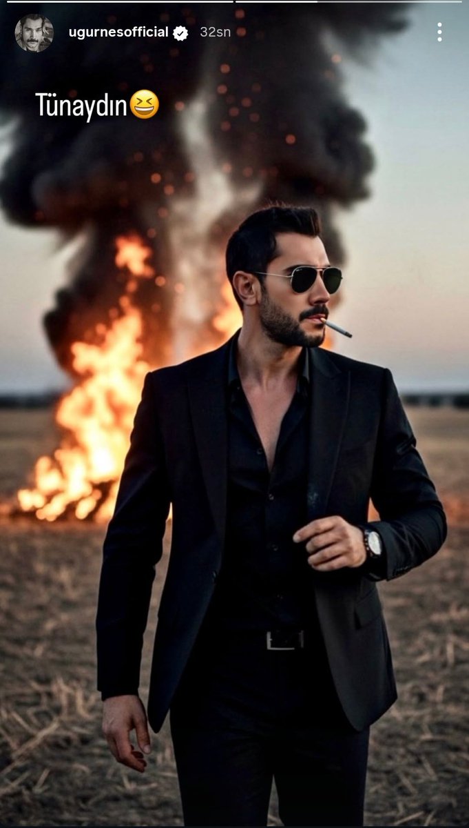 "Tünaydın😆" Yakışıklının Instagram storisi 👀🌞

#UğurGüneş <a href="/UgurNes/">uğur güneş</a>