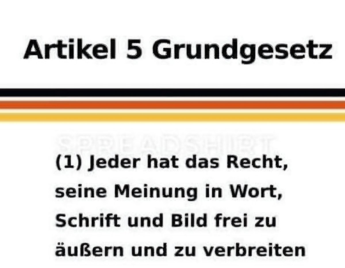 Hierzulande bombardiert man User willkürlich mit Anzeigen und Hausdurchsuchungen. Oder wurden die Gesetze bereits abgeschafft? 
Was sagt dazu das Internationale Gericht für Menschenrechte [ <a href="/ECHR_CEDH/">ECHR CEDH</a>]?