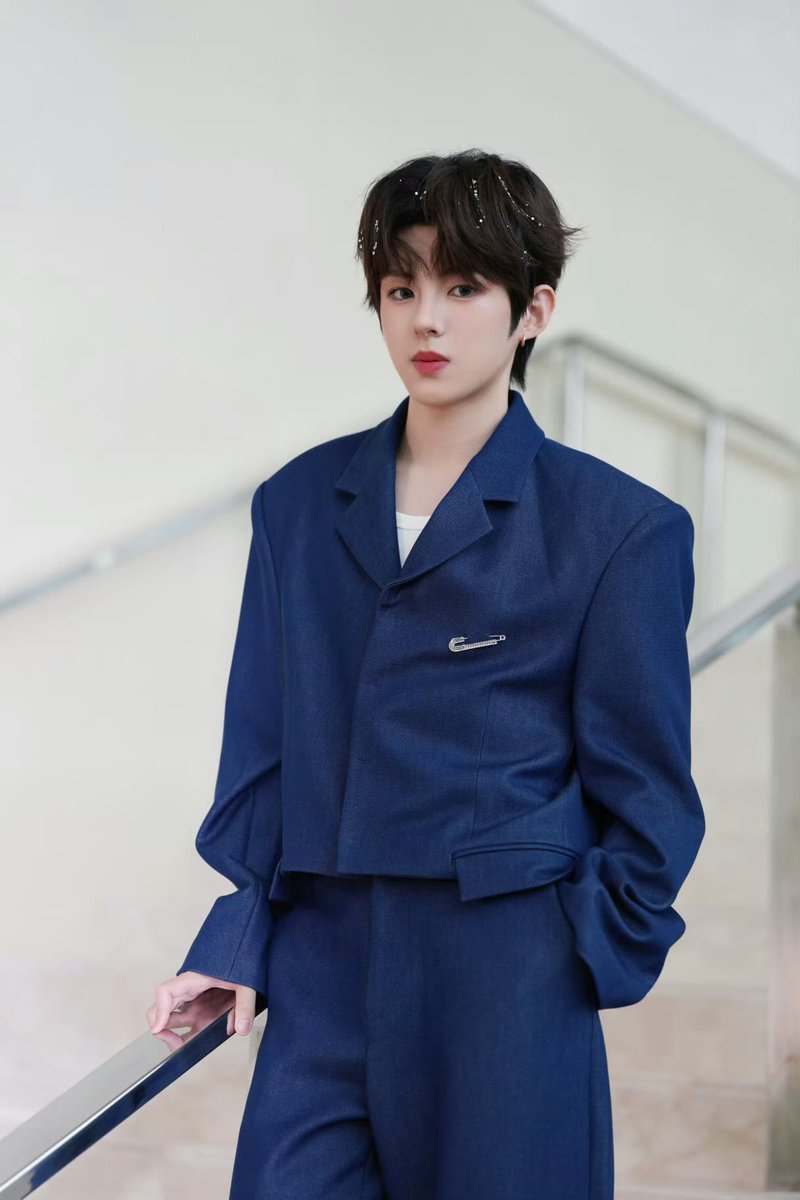 井汲大翔 ヒロト トレカ 2枚セット 251114 井汲大翔 rednote post (2/2) 🍂 #히로토 #ヒロト #井汲大翔