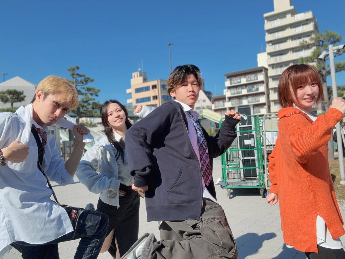 xilinx_official's tweet image. #神戸マラソン 
#神戸マラソン2025
晴天の中ランナーの皆様を演奏で応援📣

『すてっぷ！』は応援にぴったり✨
お客さんも沢山🥹
ライブを盛り上げ、楽しむ姿本当に嬉しかったです！
ありがとうございました🌟

YouTube登録も忘れずに👀
youtube.com/@xilinxofficial

#xilinx. #イリンクス. #バンド #神戸