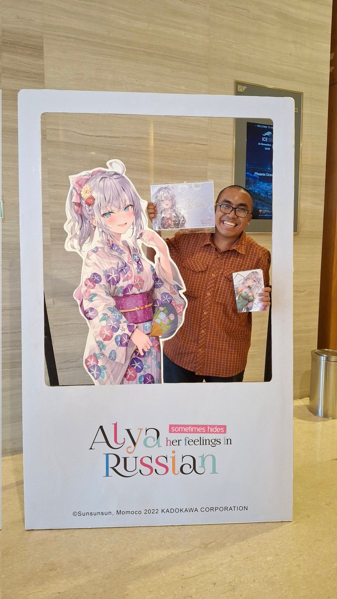 AndyNovianR's tweet photo. どうもありがとうございます, @SUN91651696 先生 🙏. インドネシアで楽しい時間を過ごしてください

Thank you @phoenixgramedia yang sudah mengadakan acara ini 👍 https://t.co/7DAig3Vy53