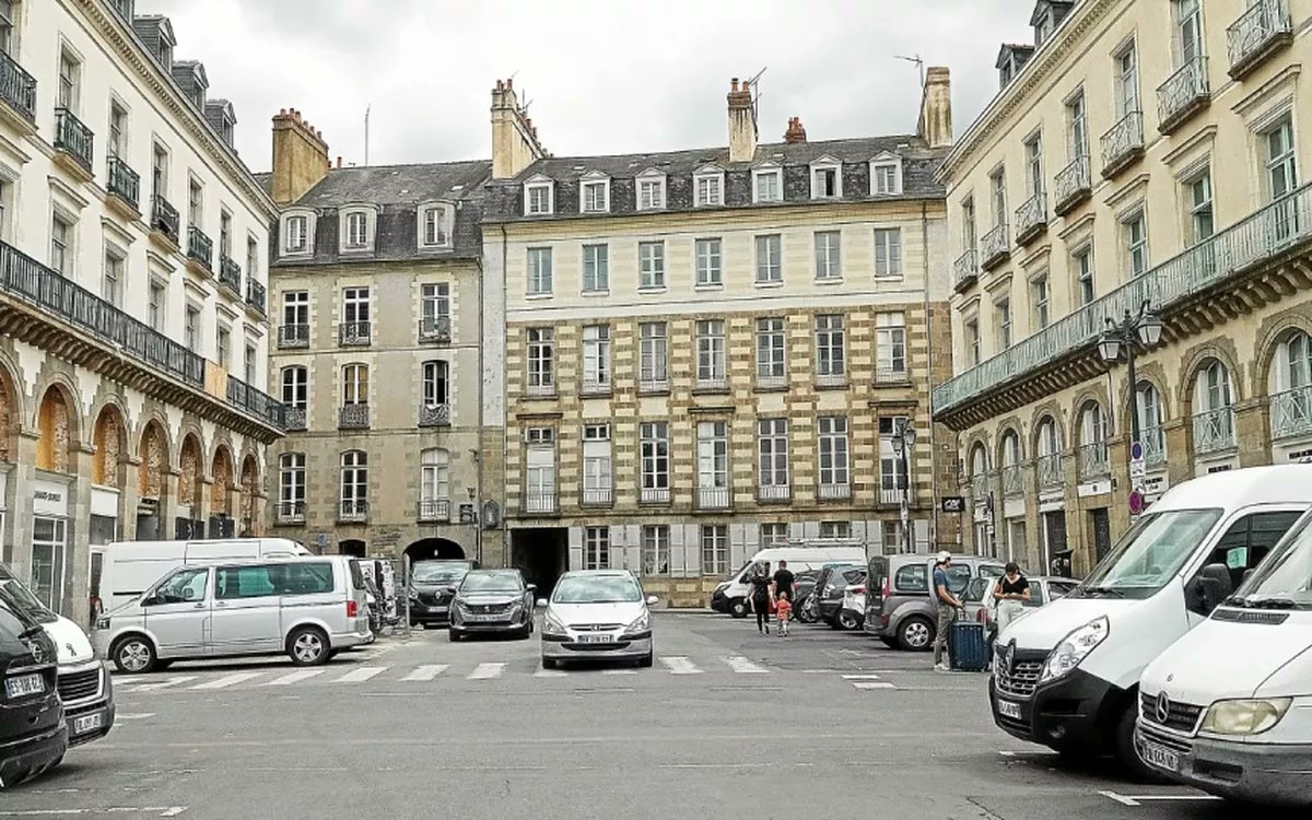 Violente agression à la batte de baseball en plein centre-ville de Rennes : un homme entre la vie et la mort

Lire notre article 👉 stourm.news/?p=5030