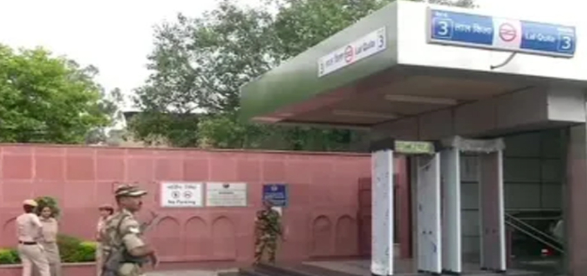 Khabarfast's tweet image. दिल्ली बलास्ट के बाद फिर से खुले लाल किला मेट्रो स्टेशन के गेट, यात्रियों की राहत के लिए DMRC का बड़ा अपडेट

khabarfast.com/national-news-…

#LalKilaMetro #DelhiMetroUpdate #MetroGatesOpen #OldDelhi #ChandniChowk #PublicTransport #DelhiNews #BreakingNews #DelhiSecurity #LocalTravel