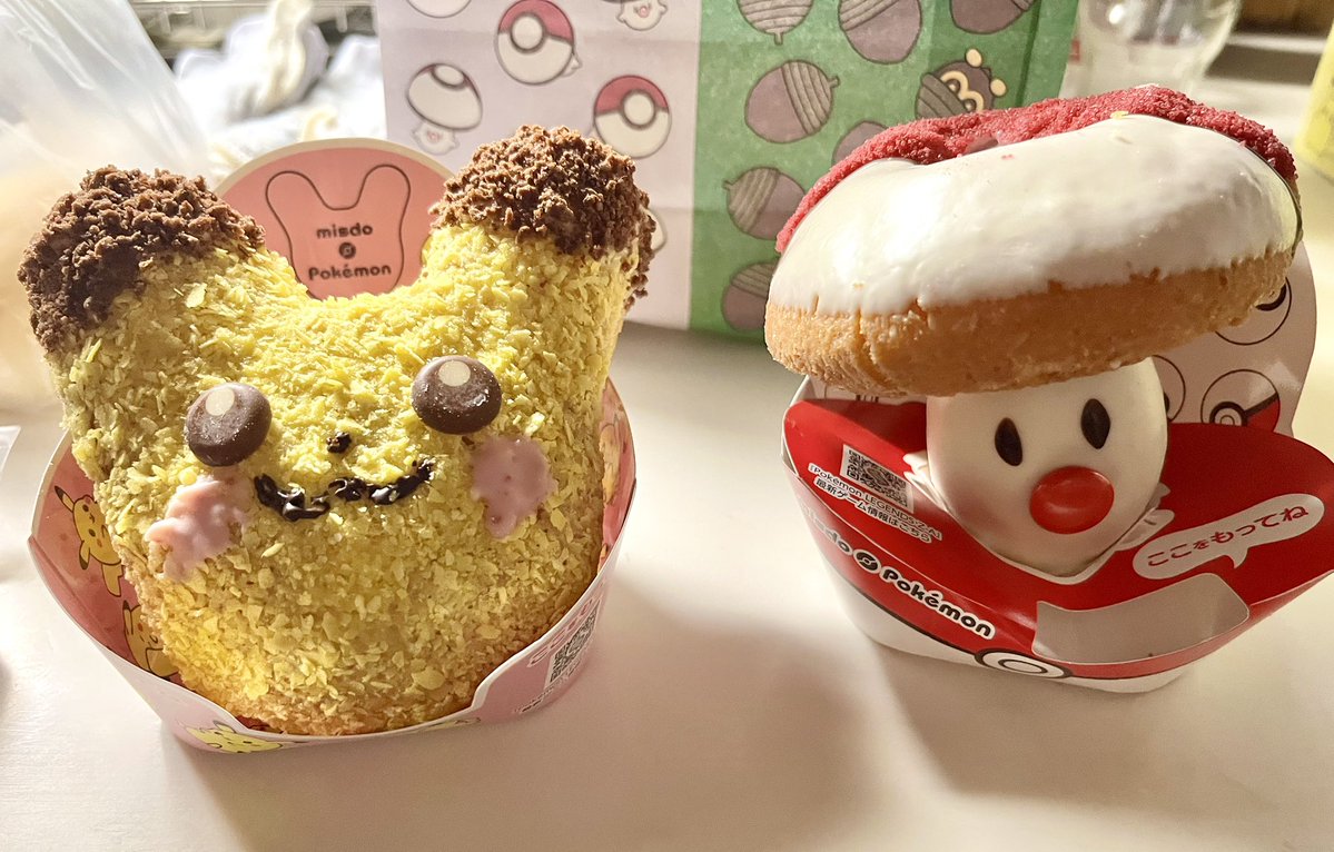 nuudayo_nuudayo's tweet image. ピカチュウとキノコのモンスターのドーナツを食べました。おいしかったです。