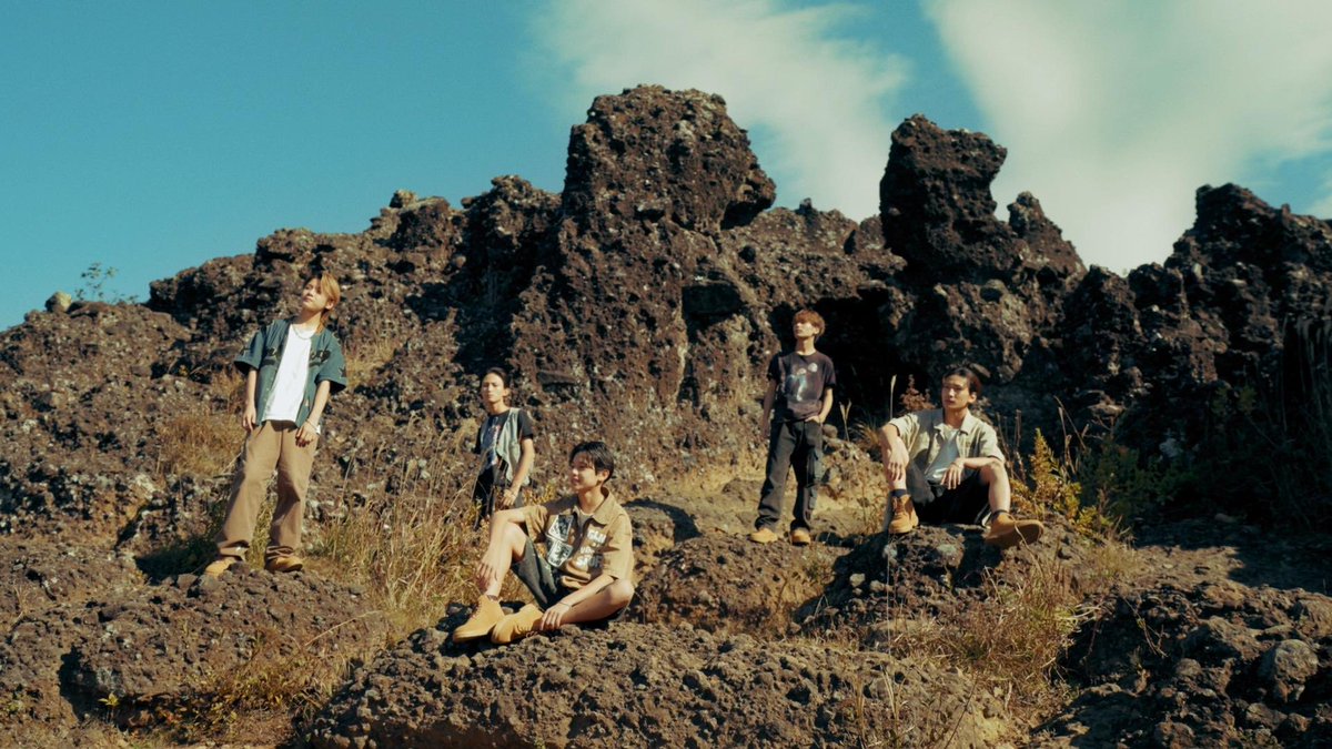 tmts_official_'s tweet image. 🪨🌏🪨🌏ーーーーーーーーー

　　　　　  #TMTS
　　『Take You to the Sky』
                Music Video
  youtu.be/rDrJX9CKThI?si…

ーーーーーーーーー🪨🌏🪨🌏