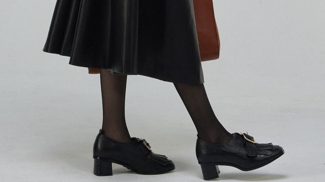 11月17日(月)再販開始 《黒幕の登場》Outer,Black #TNEWTIES