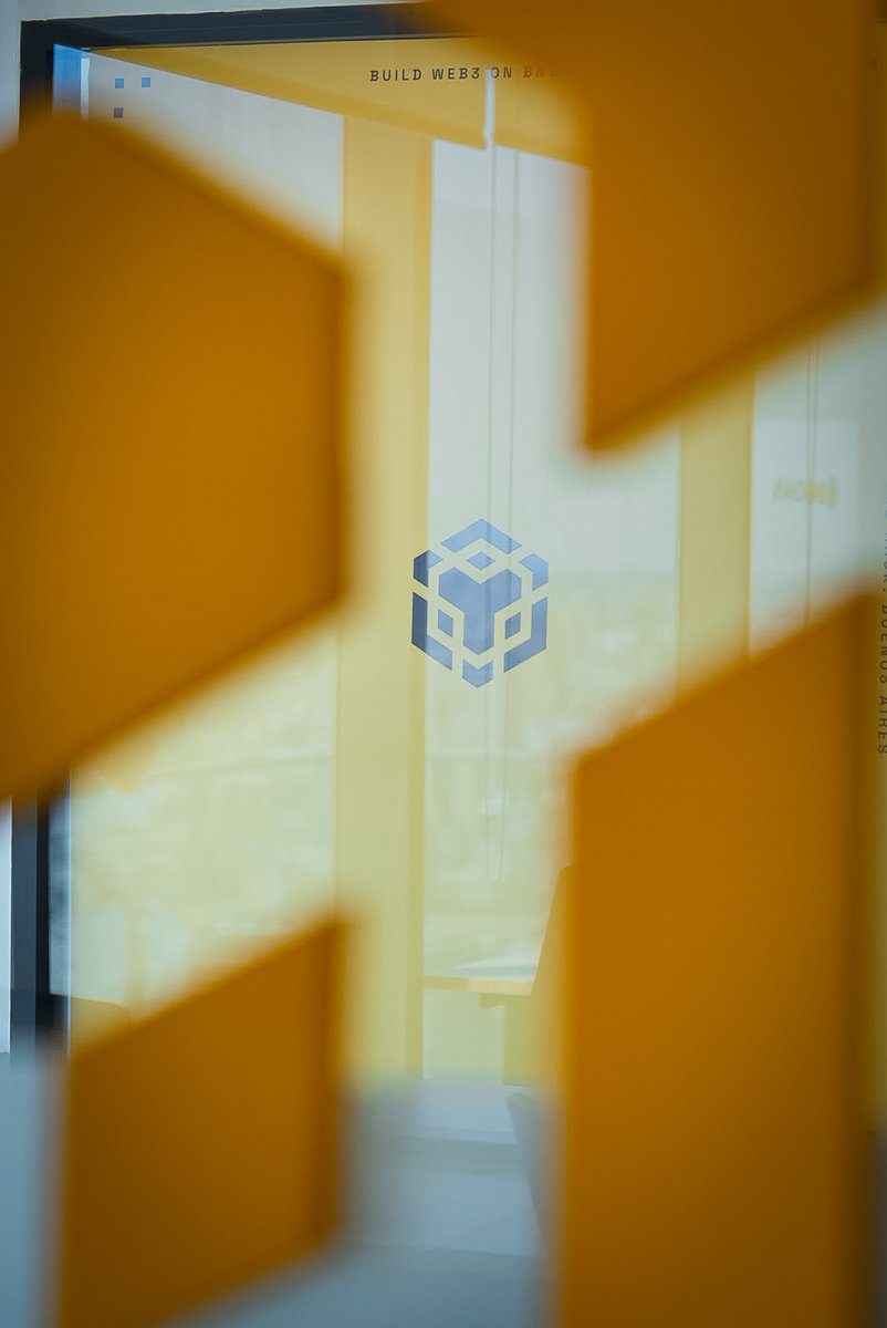 BNBCHAIN's tweet image. Enter for Day 2 of Local Hack x @yzilabs and Demo Night 🇦🇷