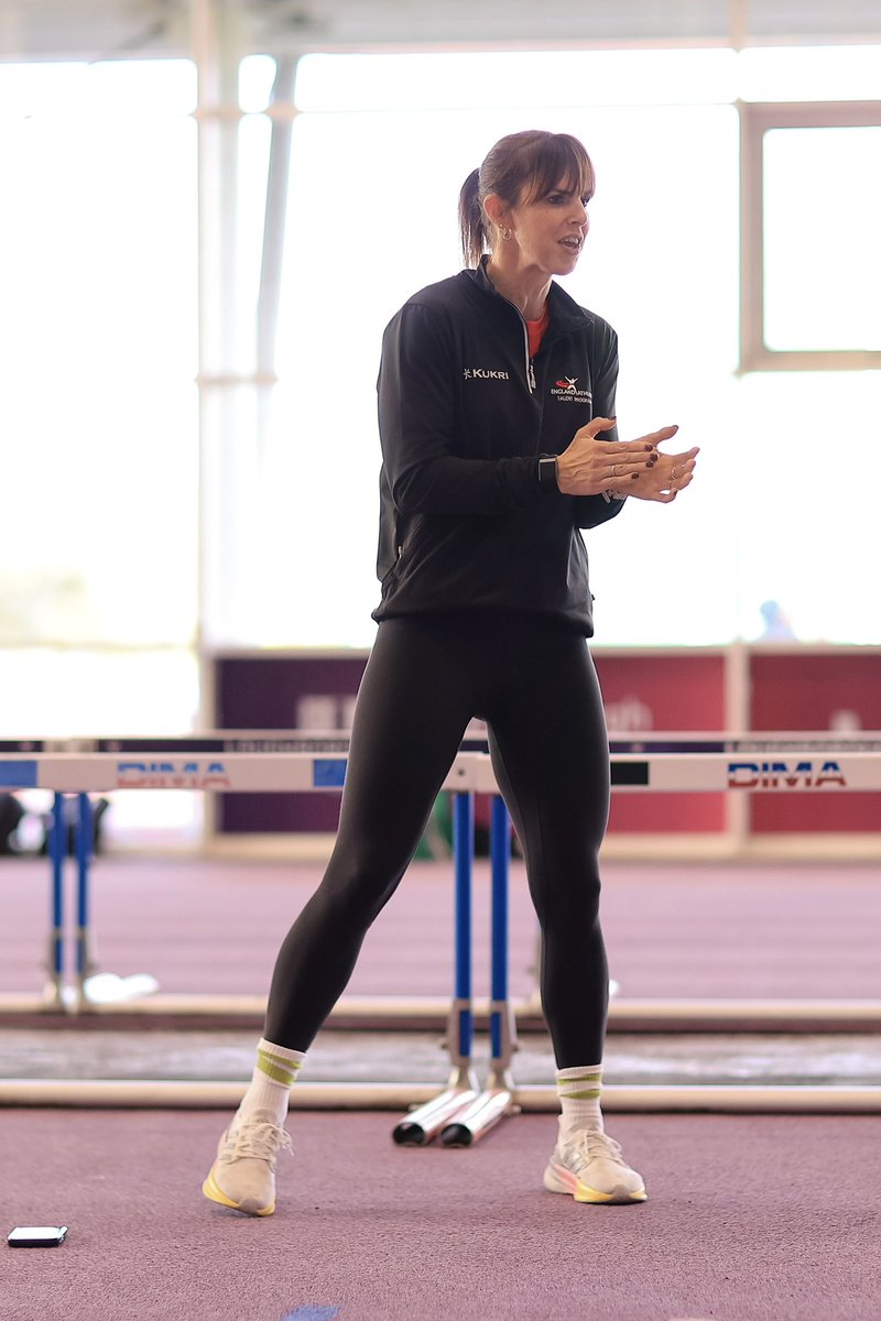 Kate Rooney tweet media