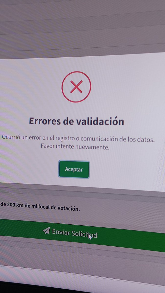 mixaray's tweet photo. @MuchoGustoMEGA desde las 5am intentando y no hay caso con Comisaría Virtual https://t.co/dpkWZFDIcy