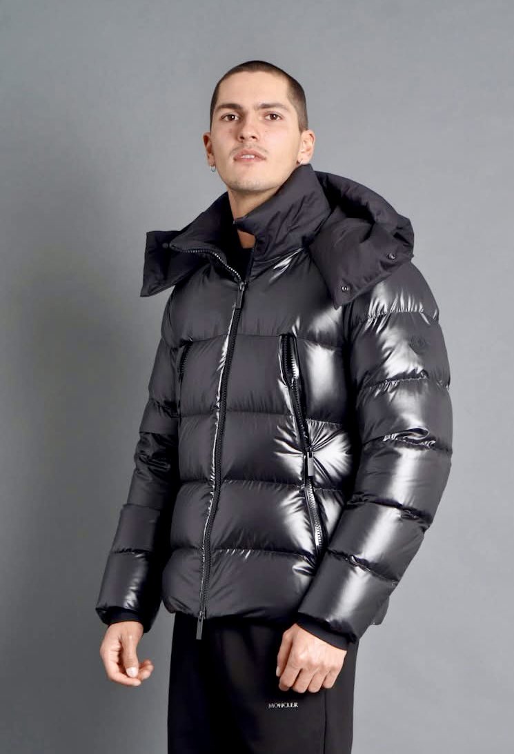 StephanMientus's tweet photo. Puffer jackets at mientus
https://t.co/M62ltyNslJ
#mientus #puffer #downjacket #parajumpers #moncler #stoneisland #dsquared2 #woolrich #mackage #herno #boss #belstaff #mooseknuckles https://t.co/1lVvi380KM