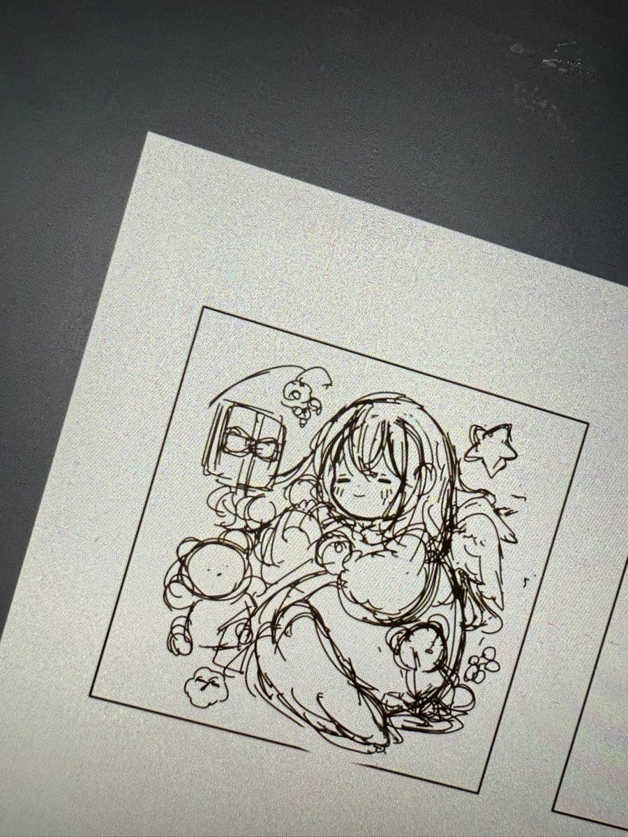 豆色紙に小さな子を
可愛いラフを沢山描きたい 