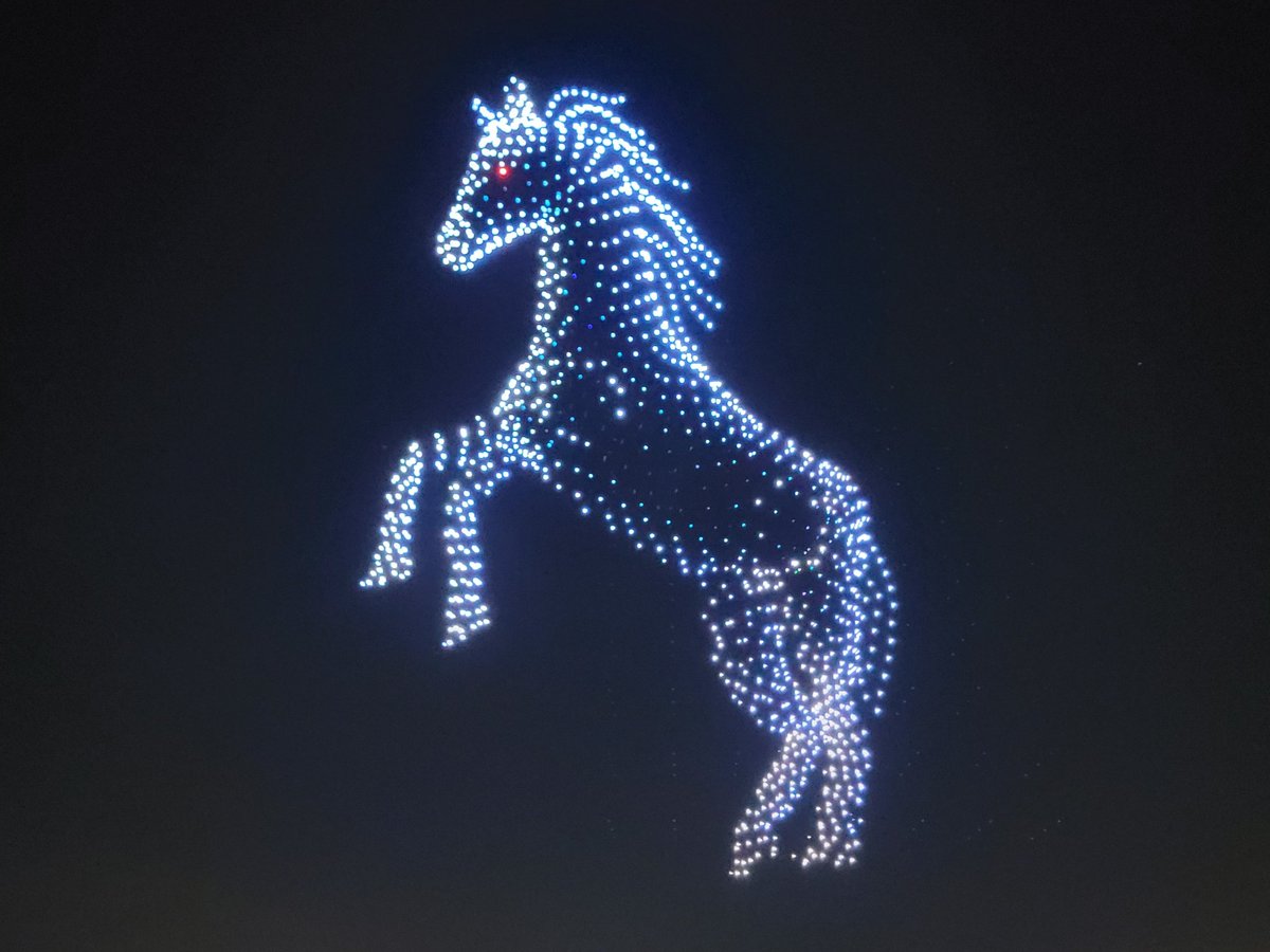 初めて見たドローン めっちゃ綺麗やった😍✨