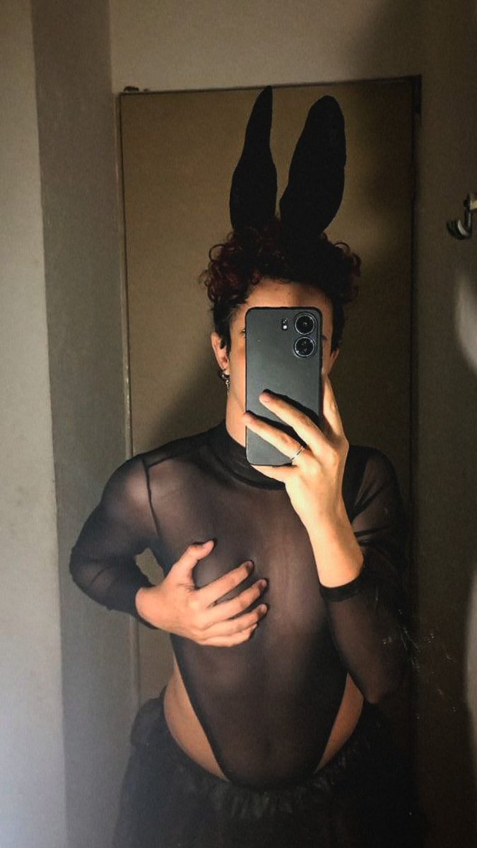 Coelhinha🐰🖤 tweet media