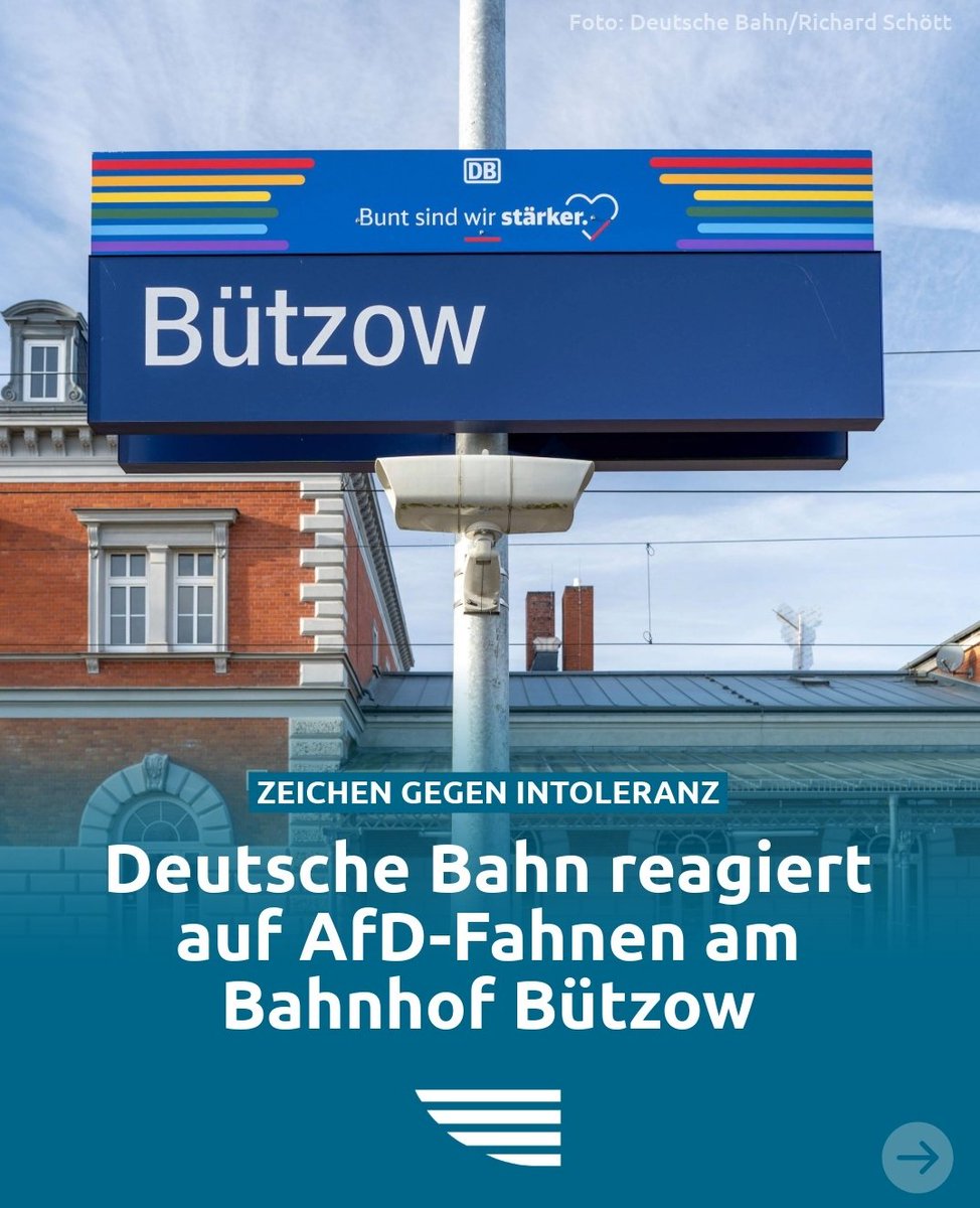 _aufgegleist's tweet image. So reagiert die Bahn auf die AfD Flaggen am Bahnhof in Bützow.