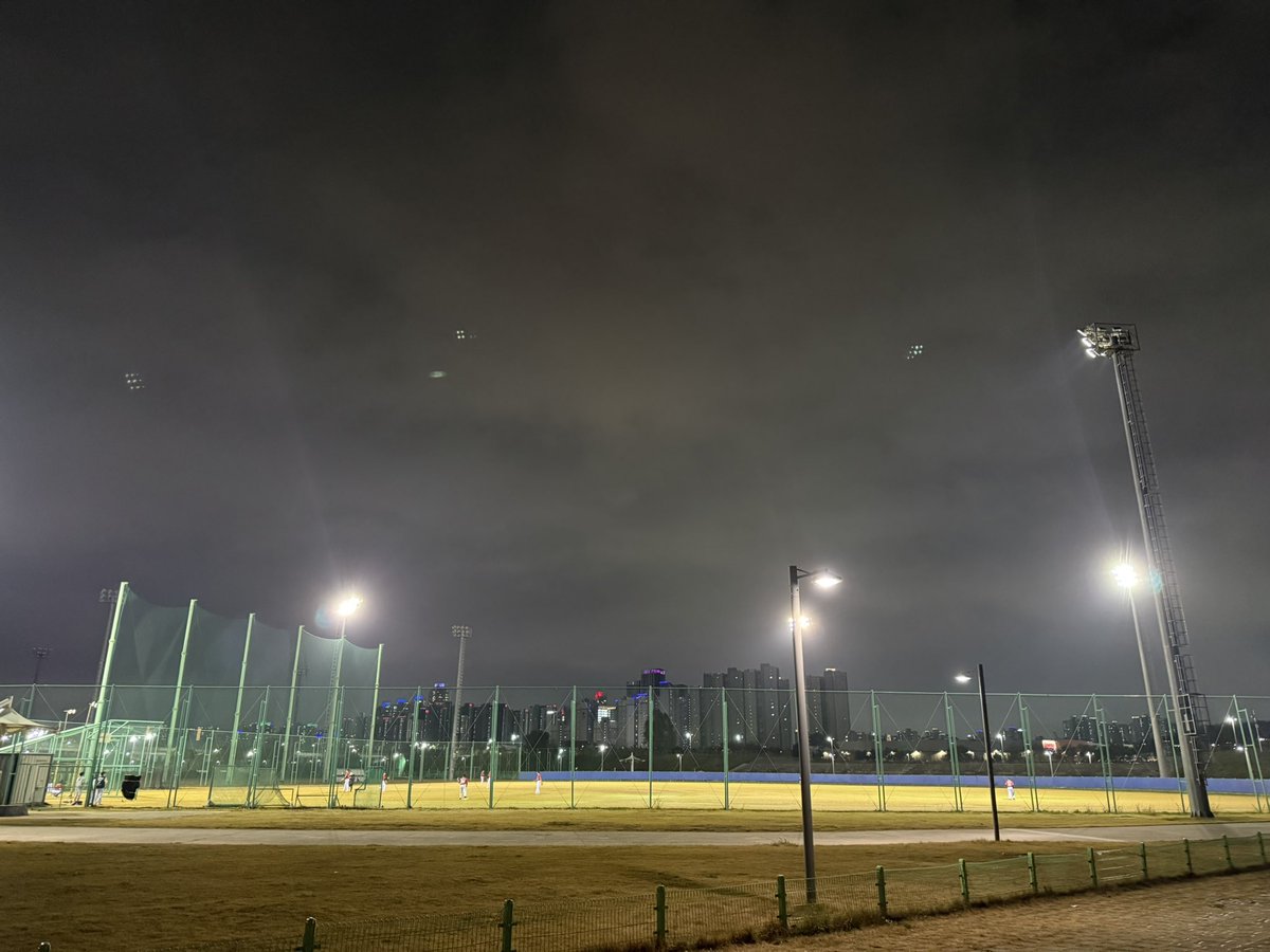 su3440245393957's tweet image. [1500팔 돌파 @irys_xyz에 저장]

1000팔 넘기고 거의 2-3주만에 1500팔 돌파했네요. 

이과정에서 정말 도움 많이 받은 @jaypolaris7형님과 IRYS커뮤니티 여러분께 감사 인사 드립니다.

주말을 마무리 하는 의미로 운동 나와서 밀린 상호작용은 좀따 다 할게요^^