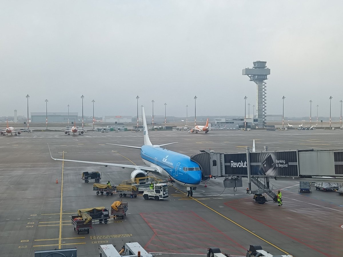 Es geht los. Eine Woche lang spannende Vorträge zum aktuellen Stand der #Unwetterforschung . Die #ECSS ist die wohl wichtigste europäische #Tagung zum Thema #Unwetter.

Mehr Infos zur Konferenz gibt's hier:
share.google/6usQOHeMRUP33d…

#ecss2025 #Utrecht