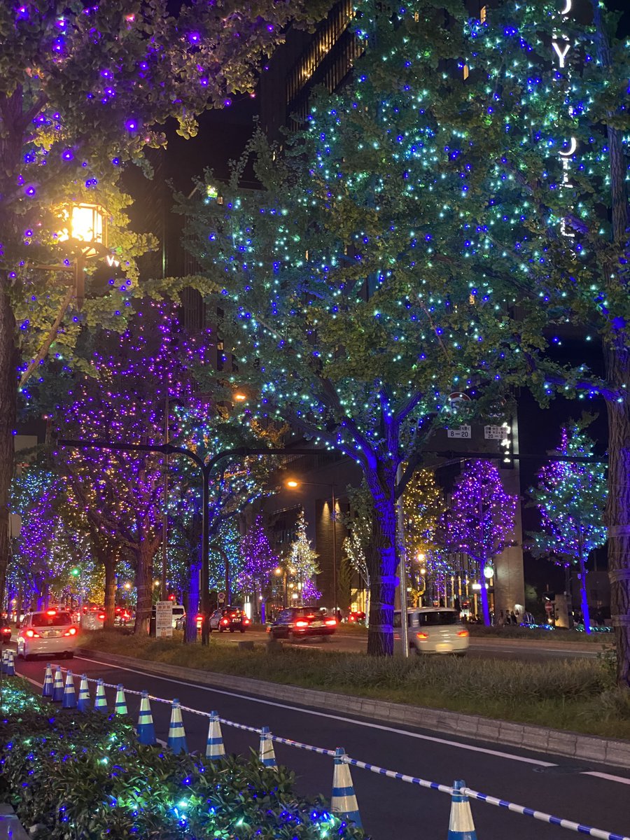 ミネラルフェスタin大阪、お越しいただきありがとうございました！遠くに行くの楽しいですね！

来週 は #浜松町石フリマ に出展。
土日とも4階中央奥の53-56にてお待ちしております！ルースエリアですが、ルースも鉱物もジュエリーもビーズもたくさんご用意してお待ちしております！