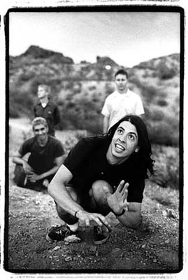 30 anys del debut de Foo Fighters! I a #PànicRT el repassem per analitzar el procés de gravació que va seguir Dave Grohl per superar el pànic al primer disc. Ja disponible a <a href="/ivoox/">iVoox</a>. Sumeu-vos a la crida i difoneu el pànic! go.ivoox.com/rf/162709927
