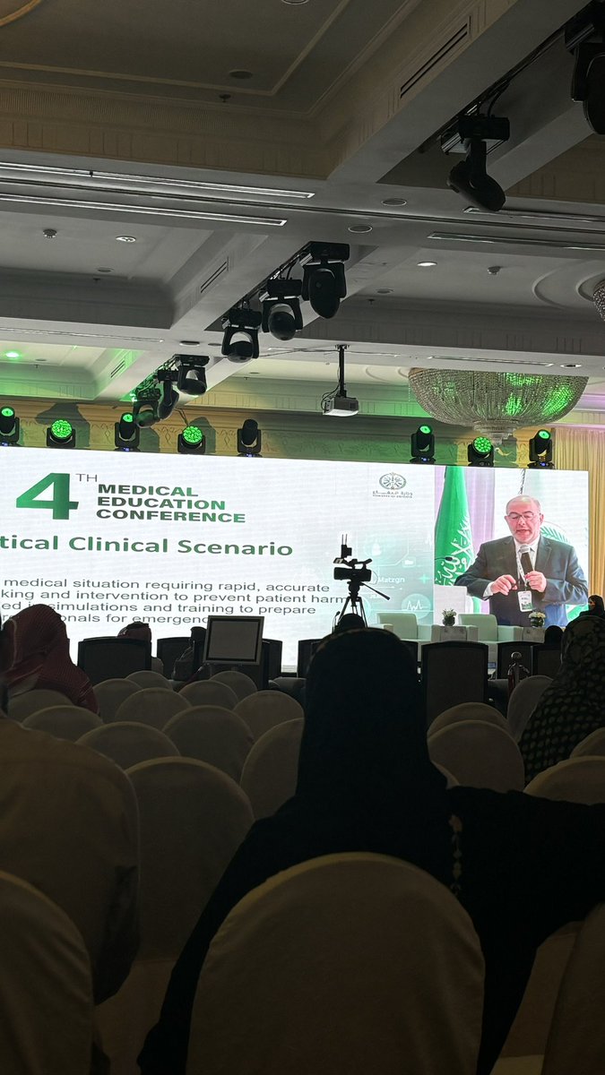 pt_RTR's tweet photo. أسعدني تواجدي في مؤتمر «شراكة من أجل رعاية صحية مرنة»، في نسخته الرابعة بتنظيم مستشفى الملك فهد للقوات المسلحة الذي ناقشوا فيه أبرز الابتكارات والتقنيات لتعزيز التعليم الطبي وتطوير الرعاية الصحية.  
كل الشكر للقائمين على هذا البرنامج ونسأل الله لكم التوفيق والسداد🙏🏼 https://t.co/LgusXvvryp